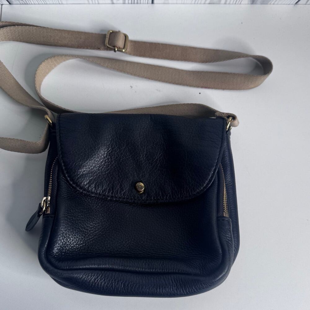Vintage J.Crew 100% Leather Black Crossbody Bag with Zipper Pockets